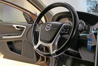 Volvo XC60, 2.4 л, АКПП, 2011 фото 10