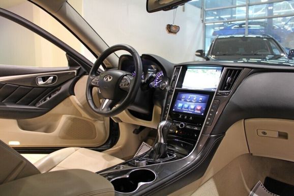 Infiniti Q50, 2.0 л, АТ, 2016 фото 7