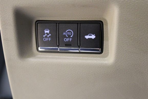 Infiniti Q50, 2.0 л, АТ, 2016 фото 13