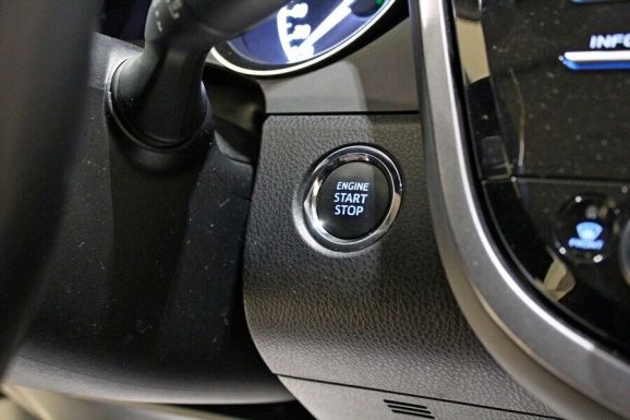 Toyota Camry, 2.5 л, АТ, 2018 фото 11