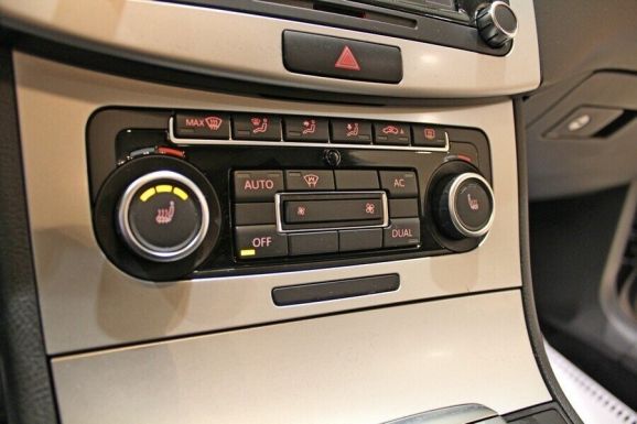 Volkswagen Passat, 1.4 л, МТ, 2011 фото 2