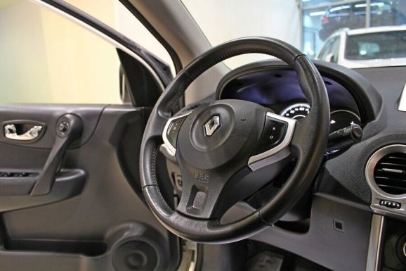 Renault Koleos, 2.5 л, Вариатор, 2014 фото 10