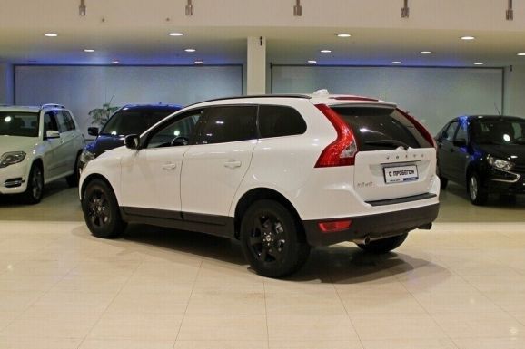 Volvo XC60, 2.4 л, АТ, 2012 фото 5