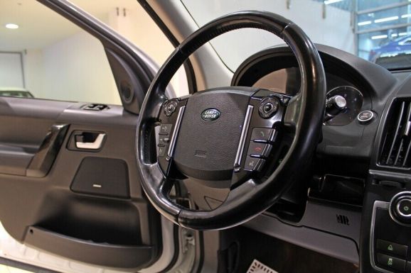 Land Rover Freelander, 2.2 л, АТ, 2014 фото 11