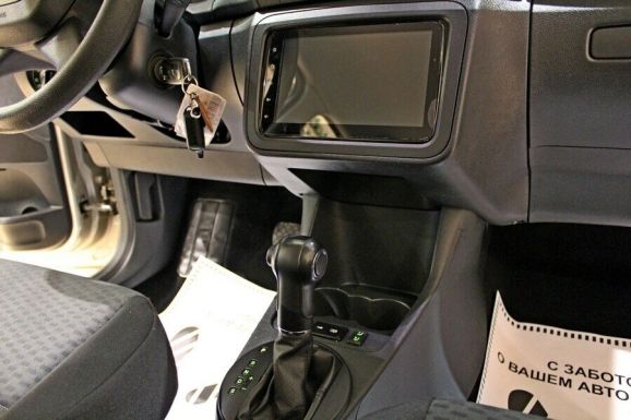 Skoda Fabia, 1.6 л, АТ, 2012 фото 9