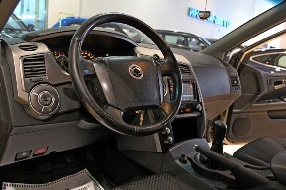 SsangYong Kyron, 2.0 л, МТ, 2011 фото 7
