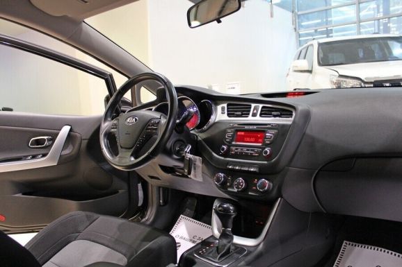 Kia Ceed, 1.6 л, АТ, 2012 фото 7