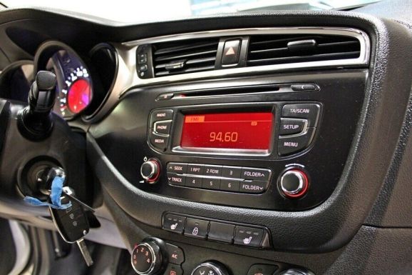 Kia Ceed, 1.6 л, АТ, 2017 фото 9