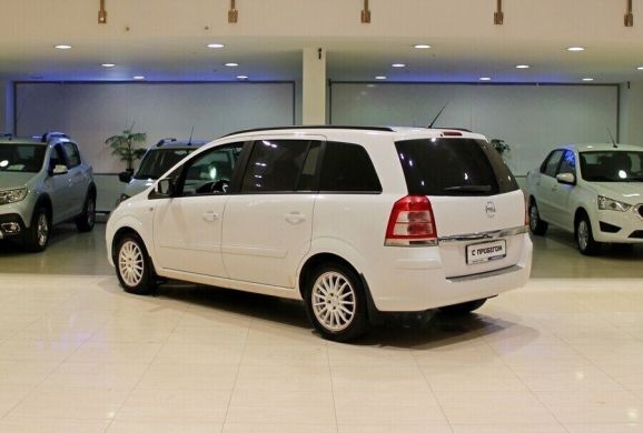Opel Zafira, 1.8 л, МТ, 2012 фото 5