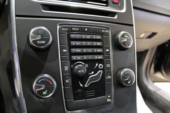 Volvo S60, 2.0 л, Робот, 2010 фото 2