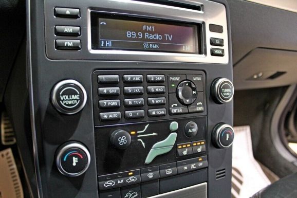 Volvo XC70, 2.4 л, АТ, 2011 фото 1