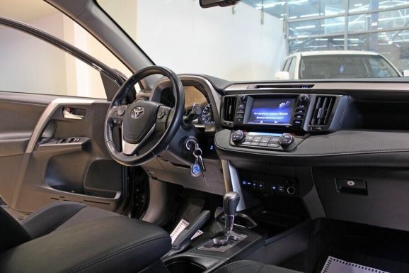 Toyota RAV4, 2.5 л, АТ, 2019 фото 7