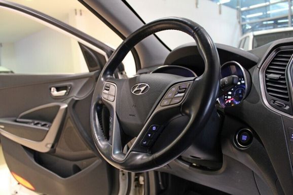 Hyundai Santa Fe, 2.2 л, АТ, 2015 фото 11