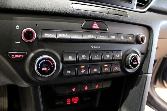 Kia Sportage, 2.0 л, АТ, 2018 фото 2