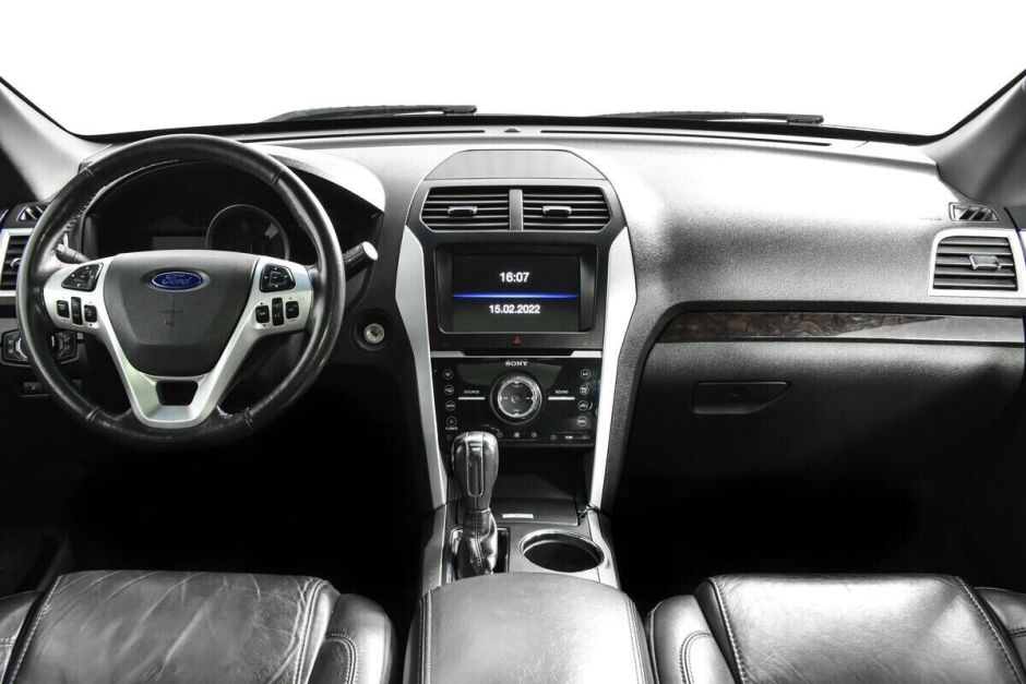 Ford Explorer, 3.5 л, АТ, 2014 фото 8