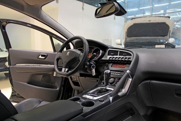 Peugeot 3008, 1.6 л, АТ, 2012 фото 7