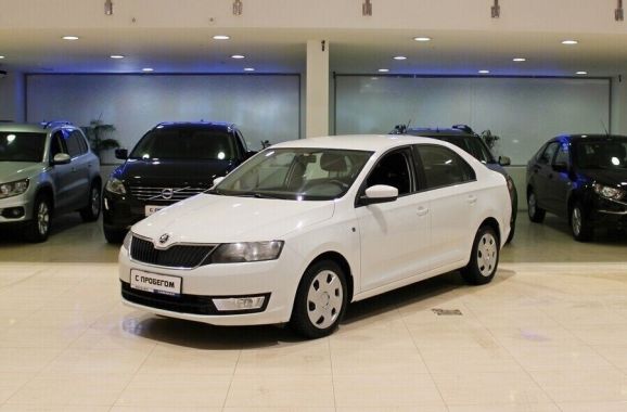 Skoda Rapid, 1.6 л, АТ, 2015 фото 3