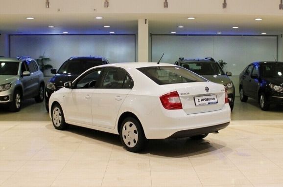 Skoda Rapid, 1.6 л, АТ, 2015 фото 5