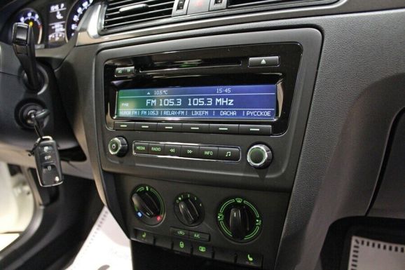 Skoda Rapid, 1.6 л, АТ, 2015 фото 10