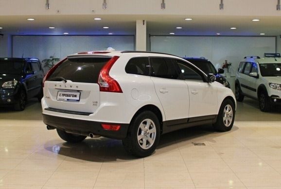 Volvo XC60, 2.4 л, АТ, 2012 фото 6