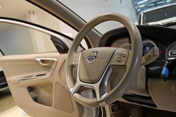 Volvo XC60, 2.4 л, АТ, 2012 фото 11