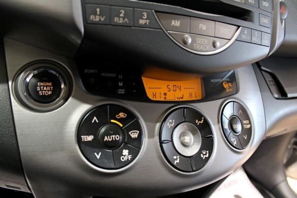 Toyota RAV4, 2.0 л, АТ, 2008 фото 2