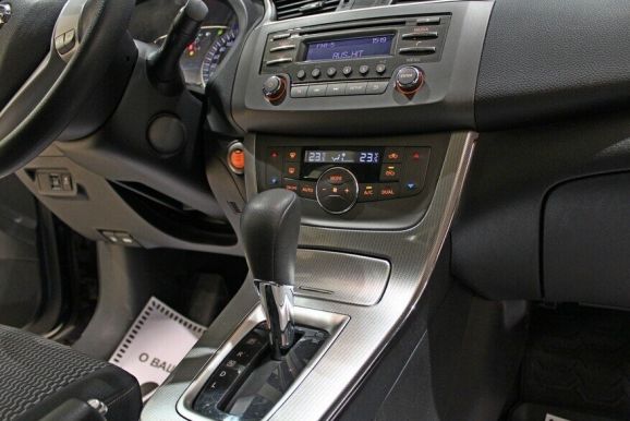 Nissan Tiida, 1.6 л, Вариатор, 2015 фото 9