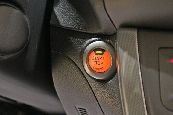 Nissan Tiida, 1.6 л, Вариатор, 2015 фото 10