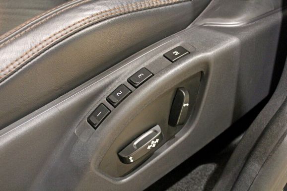 Volvo XC60, 2.0 л, Робот, 2012 фото 8