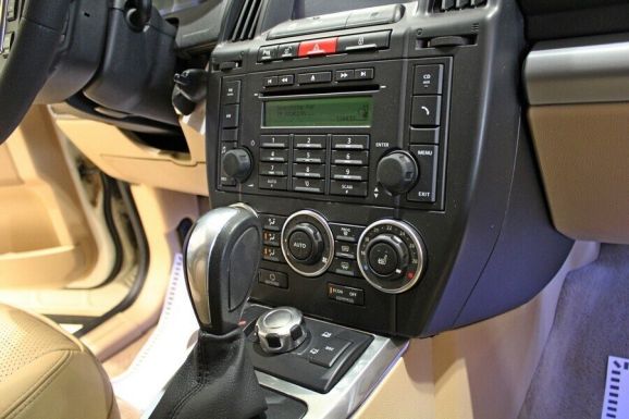 Land Rover Freelander, 2.2 л, АТ, 2010 фото 13