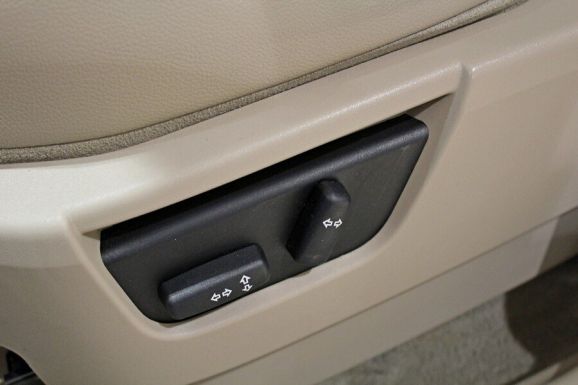 Land Rover Freelander, 2.2 л, АТ, 2012 фото 8