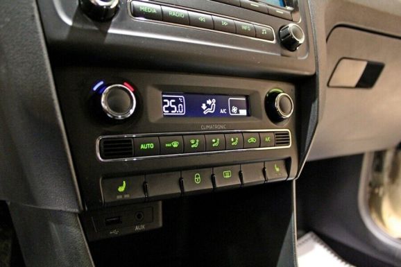 Skoda Rapid, 1.6 л, АТ, 2015 фото 1