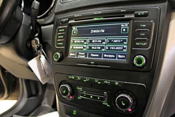 Skoda Yeti, 1.2 л, Робот, 2013 фото 9